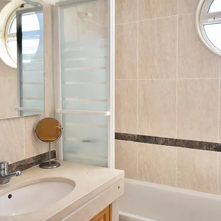 Terracos Do Vale 公寓